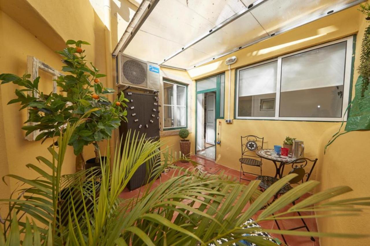 Lx Factory Apartment! Outside Terrace Лиссабон Экстерьер фото
